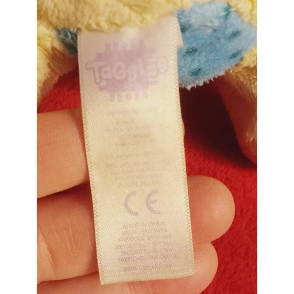 Taggies Tag n Play Pals PUPPY DOG 10in Cream Soft Rattle Plush Lovey Clip preown